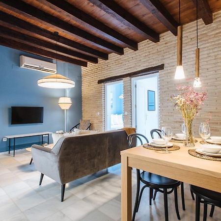 Suites Triana Sevilla Apartments Экстерьер фото