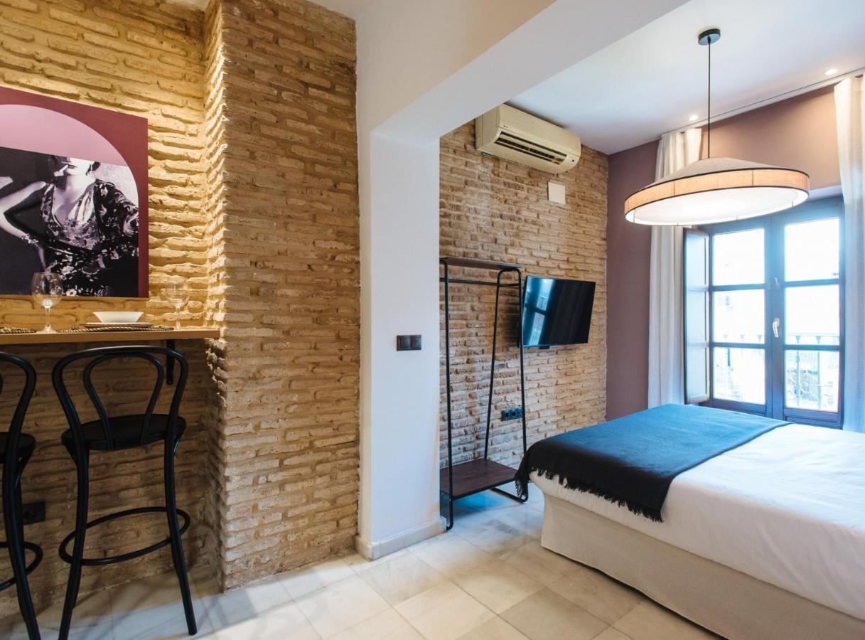 Suites Triana Sevilla Apartments Экстерьер фото