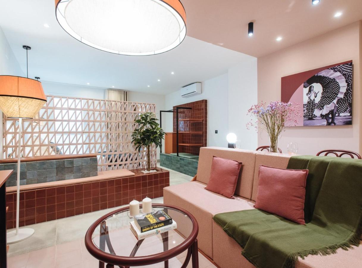 Suites Triana Sevilla Apartments Экстерьер фото