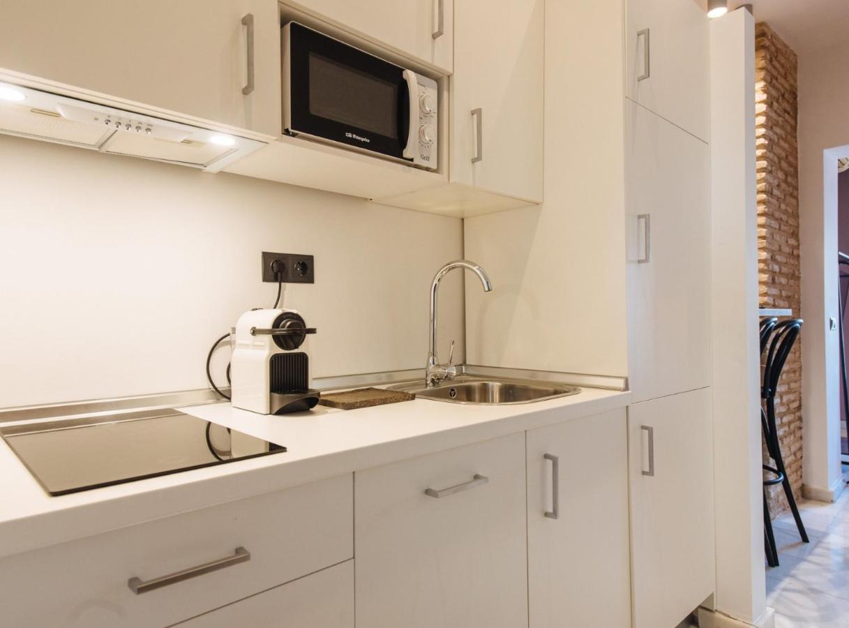Suites Triana Sevilla Apartments Экстерьер фото