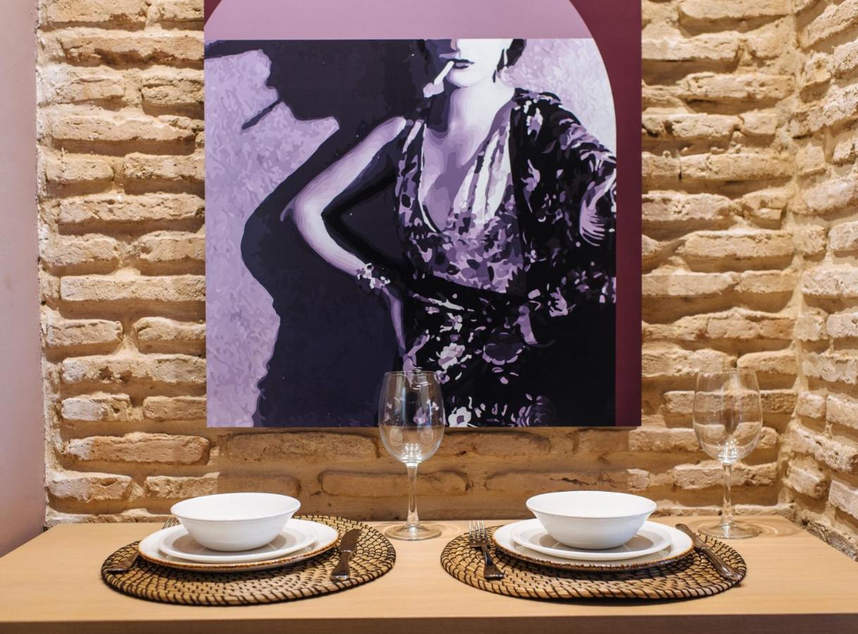 Suites Triana Sevilla Apartments Экстерьер фото