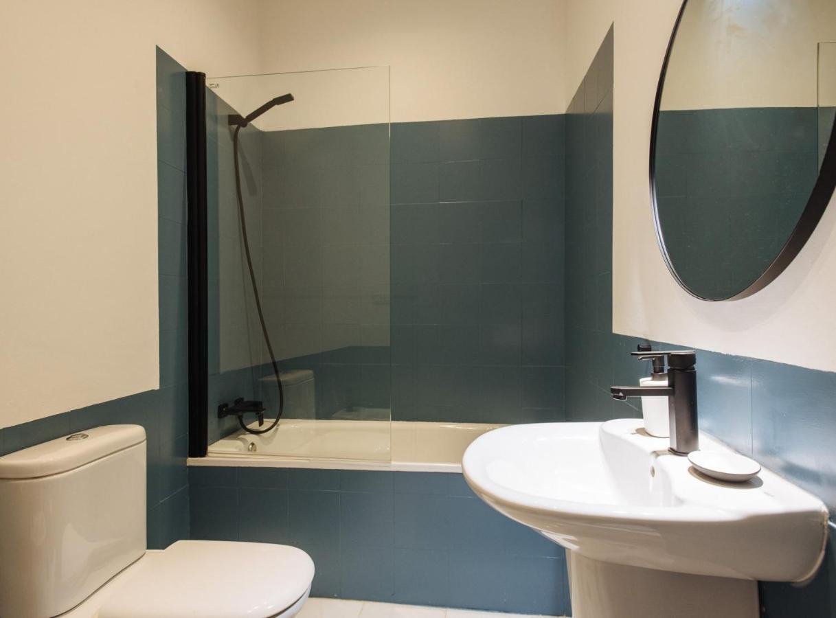 Suites Triana Sevilla Apartments Экстерьер фото