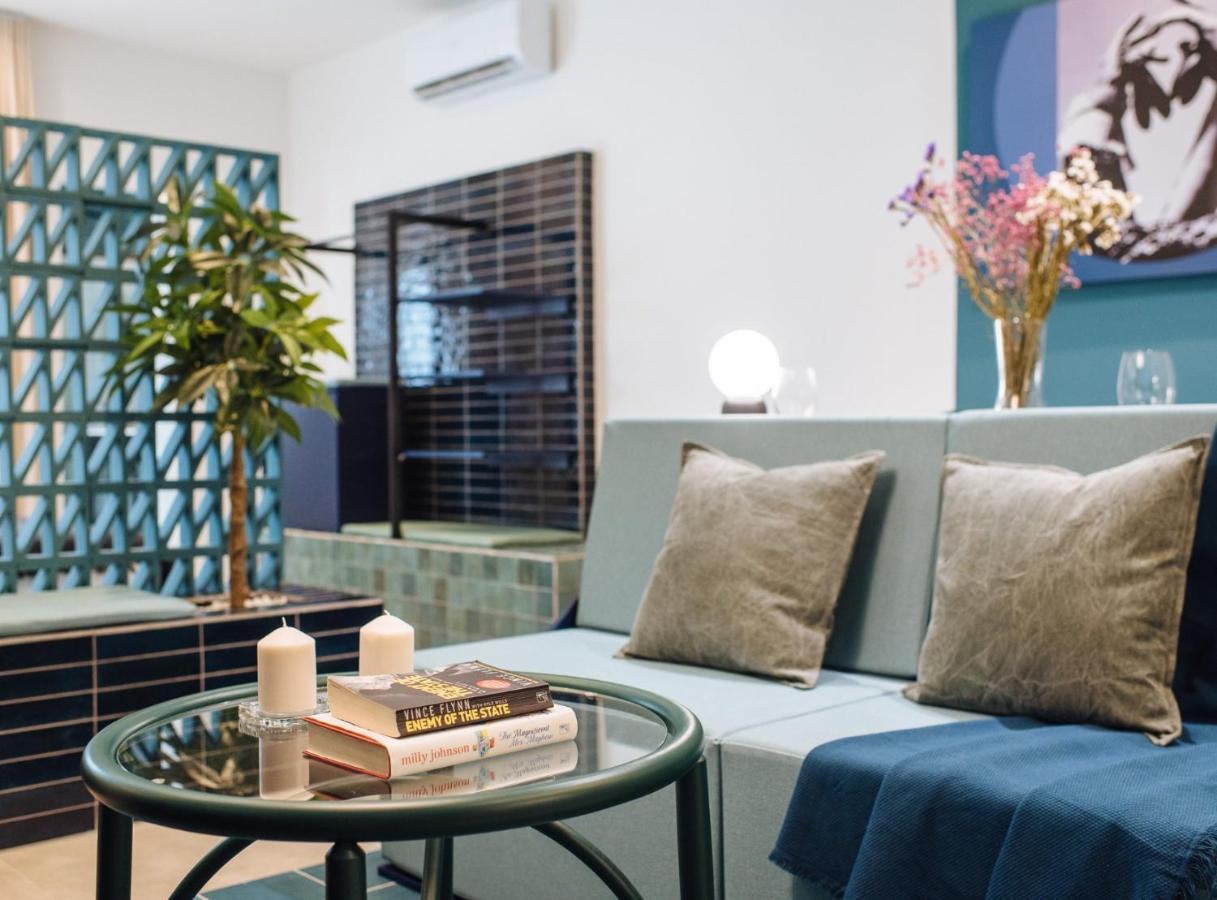 Suites Triana Sevilla Apartments Экстерьер фото