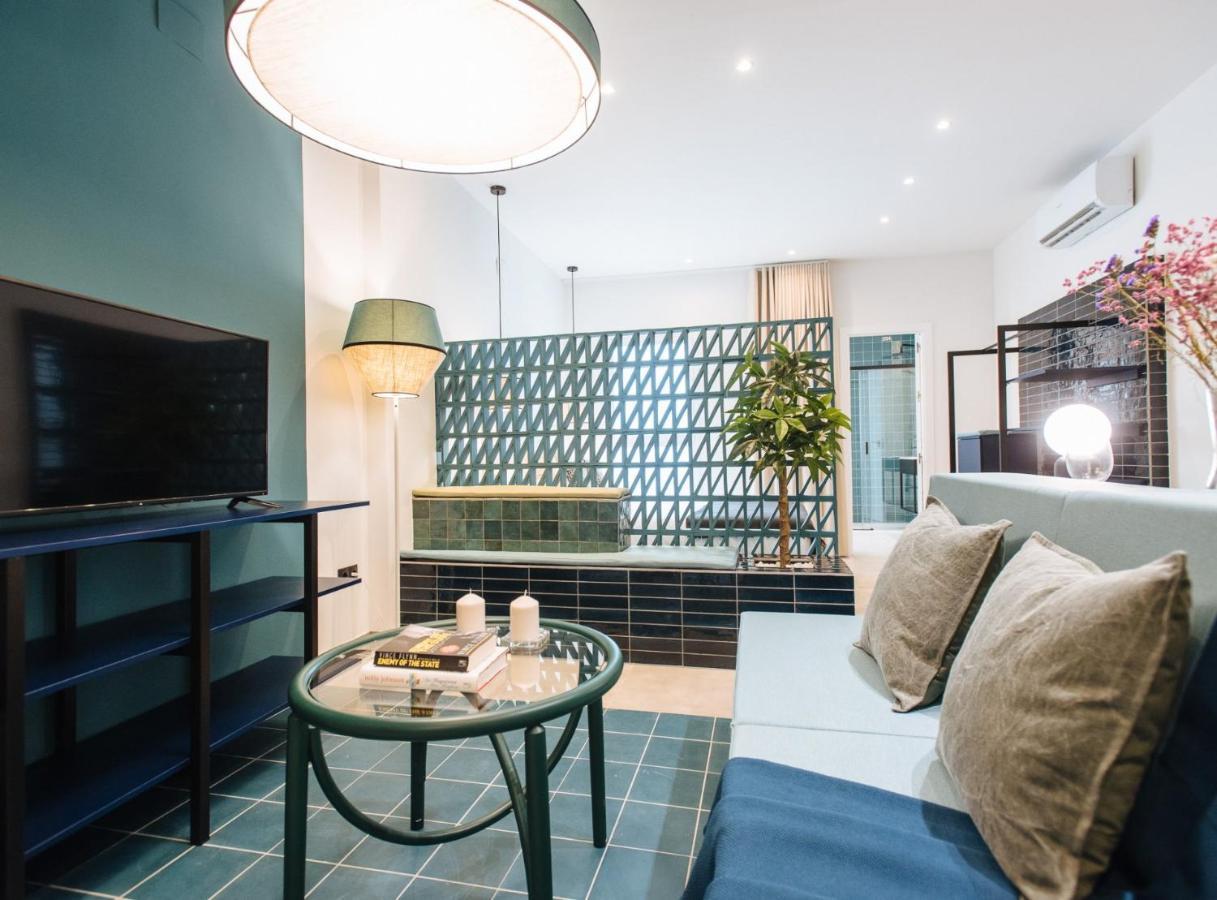Suites Triana Sevilla Apartments Экстерьер фото