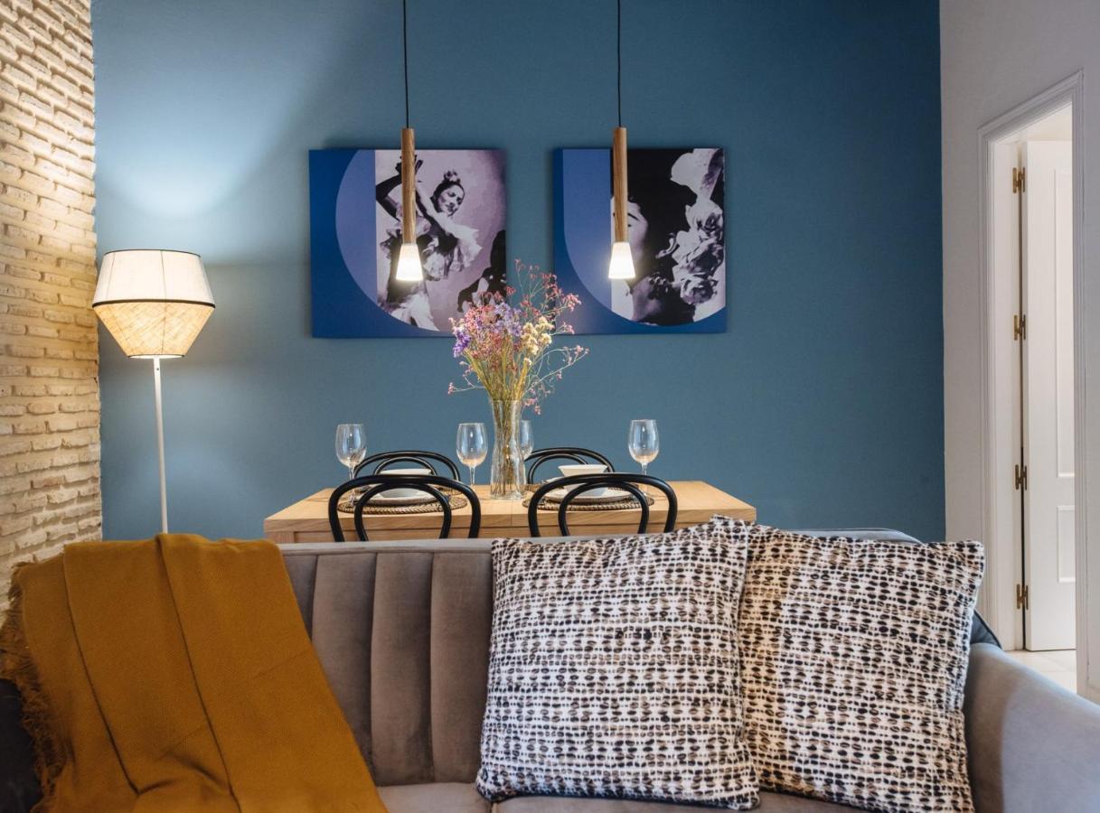 Suites Triana Sevilla Apartments Экстерьер фото